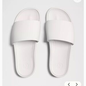 Lululemon Restfeel Slides